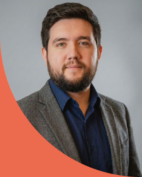 Retrato de Matías Rivas Gálvez, DevOps / Cloud Engineer en DualMedia